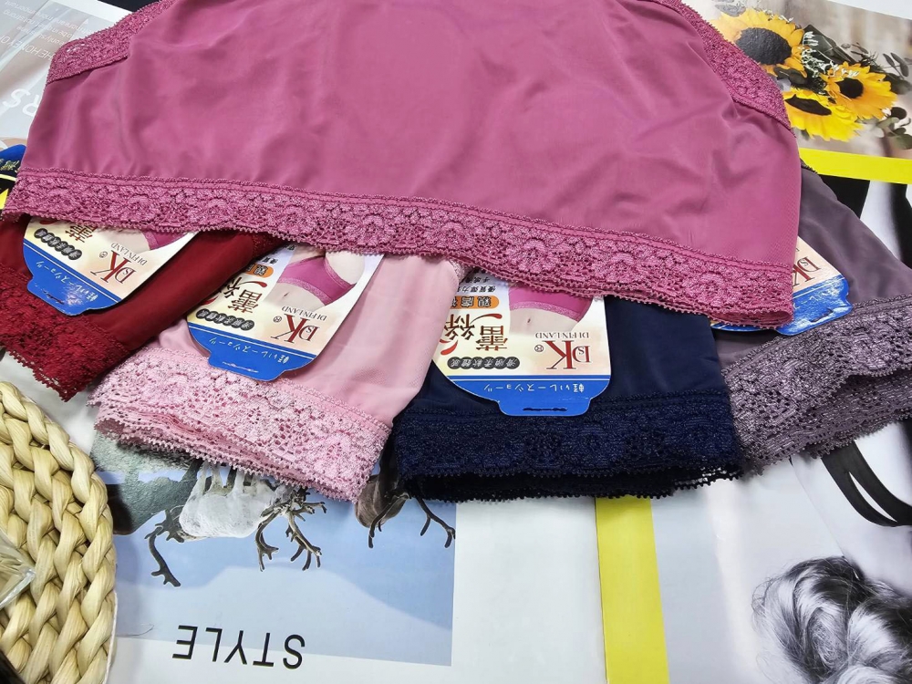 7954-超細蕾絲女內褲